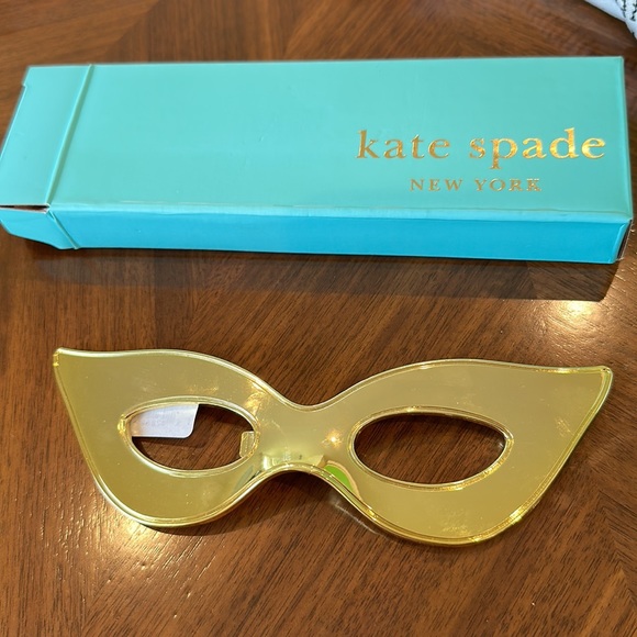 SALE🔥BOTTLE OPENER - Picture 2 of 10